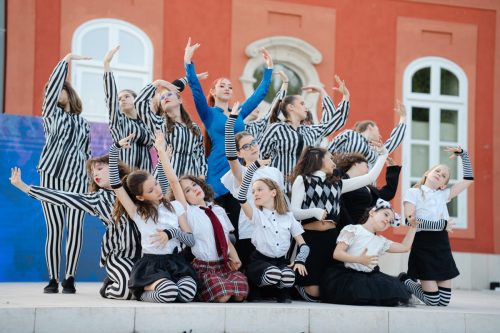 2025.06.04. "Szörnyella táncol"